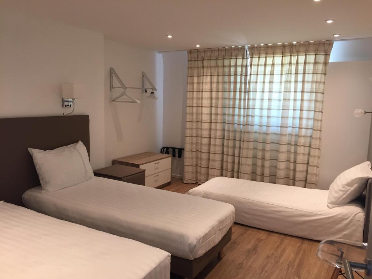 Shelter-Rooms Buizingen Екстер'єр фото