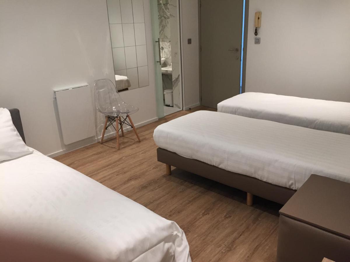 Shelter-Rooms Buizingen Екстер'єр фото